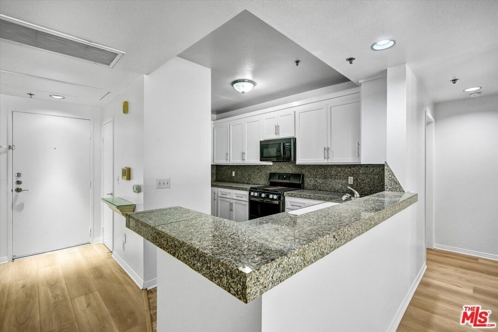 2222 Beachwood Drive - Photo 17