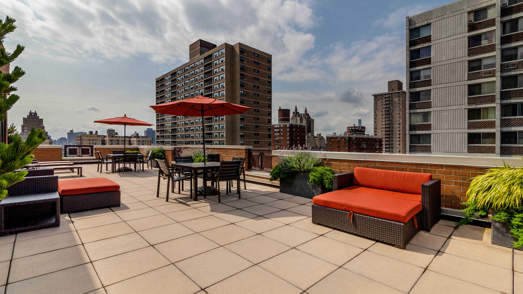 730 Columbus Ave. - Photo 9