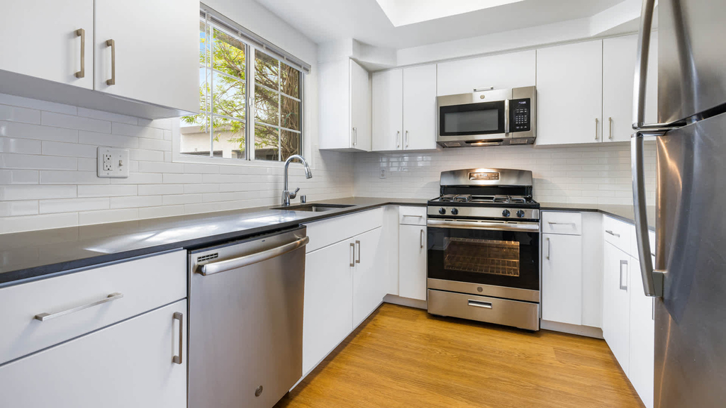 23516 W. Magic Mountain Pkwy. - Photo 7