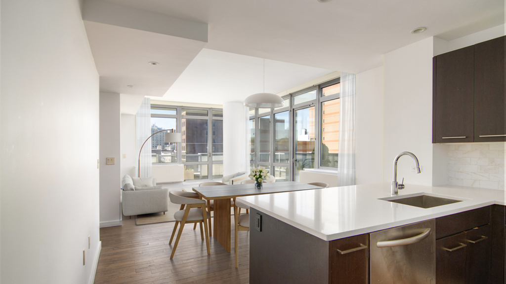 321 W 110th St - Photo 1