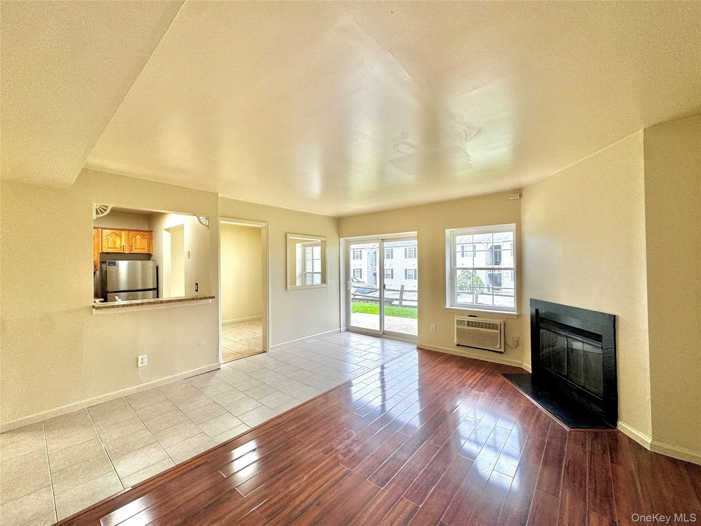 5 Lexington Hill - Photo 2