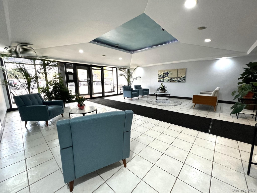 855 E Broadway - Photo 10
