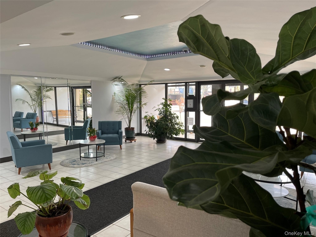 855 E Broadway - Photo 9