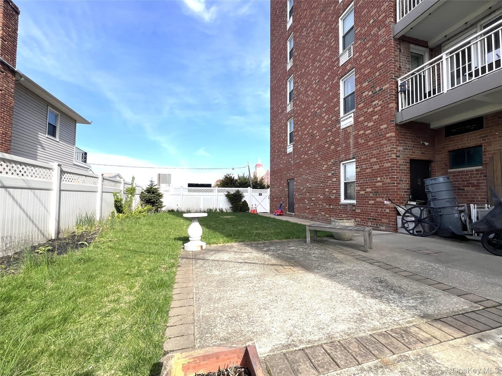 855 E Broadway - Photo 13