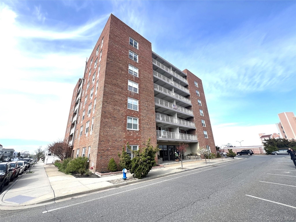 855 E Broadway - Photo 14
