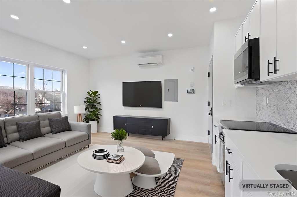 9 Lagrange Avenue - Photo 3