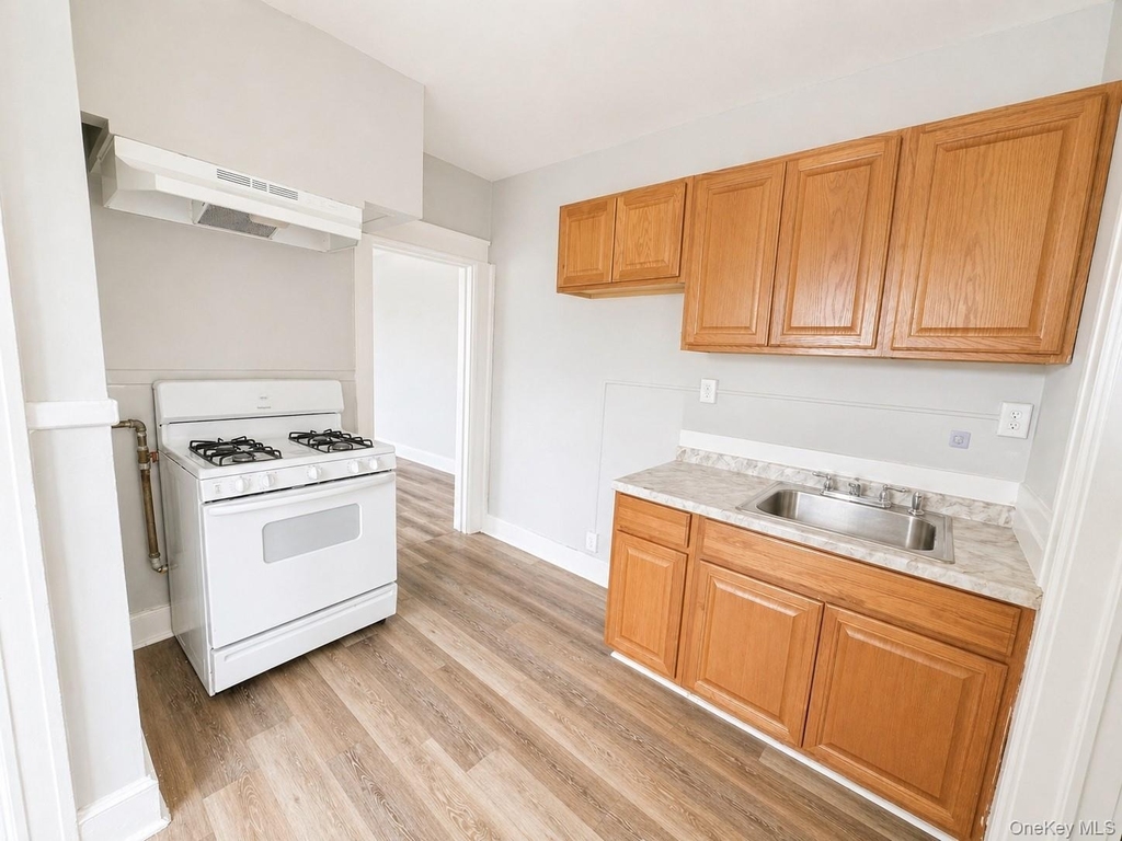 144 Mansion Street - Photo 4