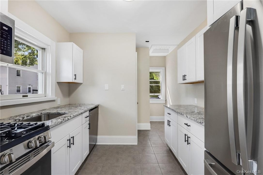 16 Terrace Place - Photo 8