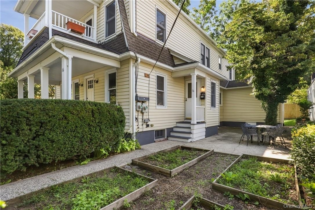 16 Terrace Place - Photo 0