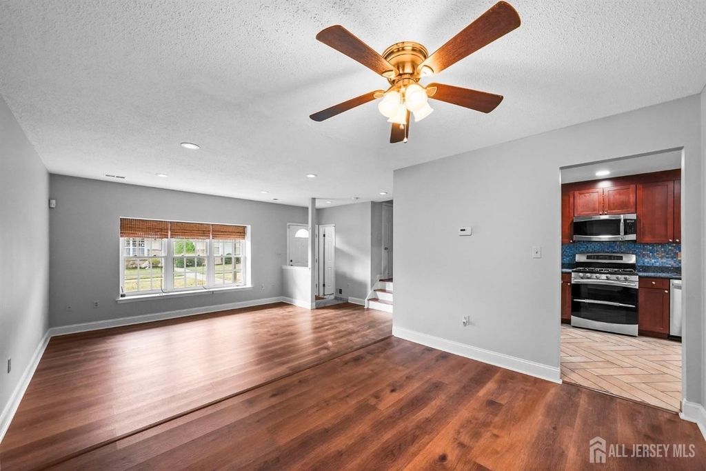 34 Sassafras Court - Photo 6