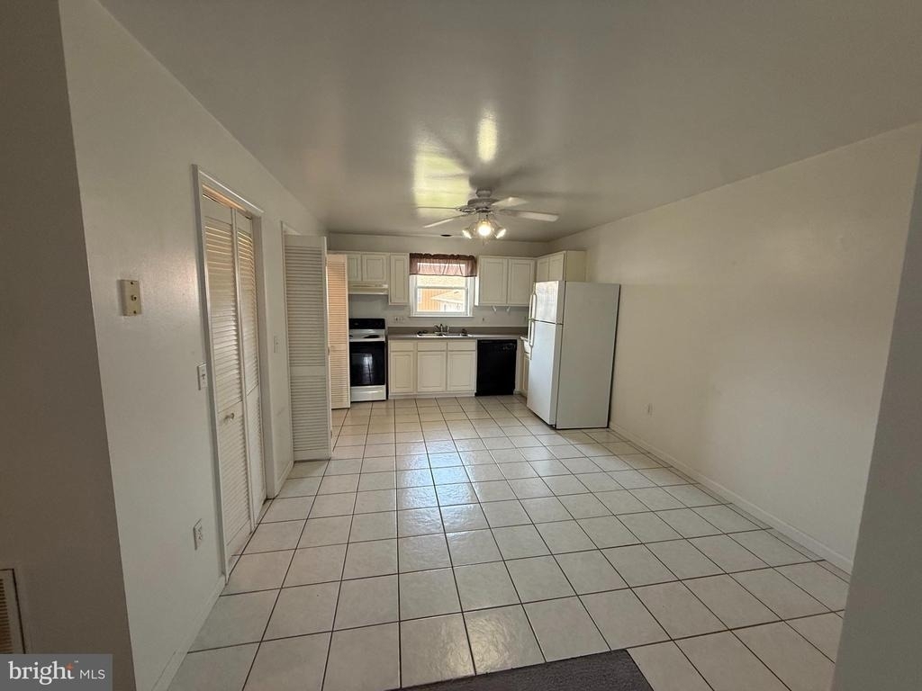 23 Taft Avenue - Photo 2
