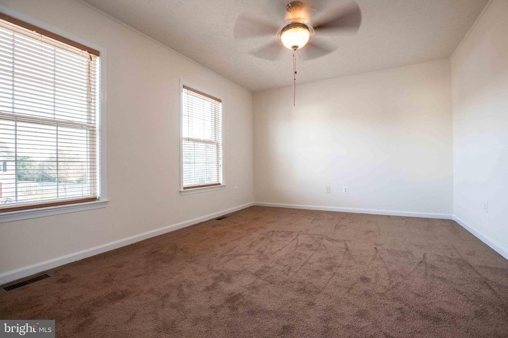 10502 Guilderland Court - Photo 8