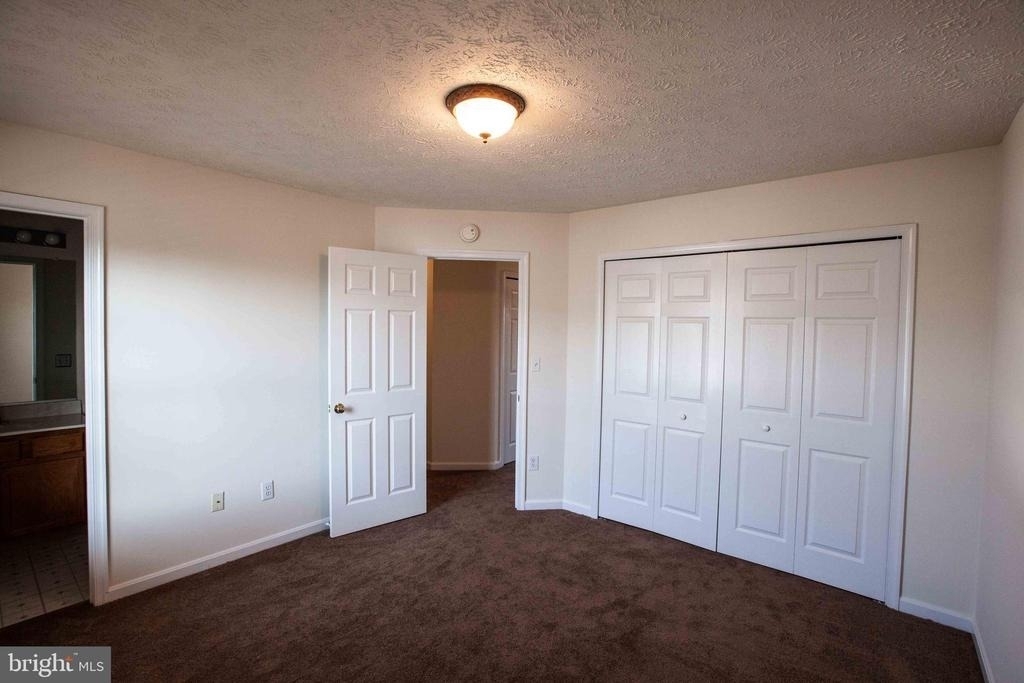 10502 Guilderland Court - Photo 10