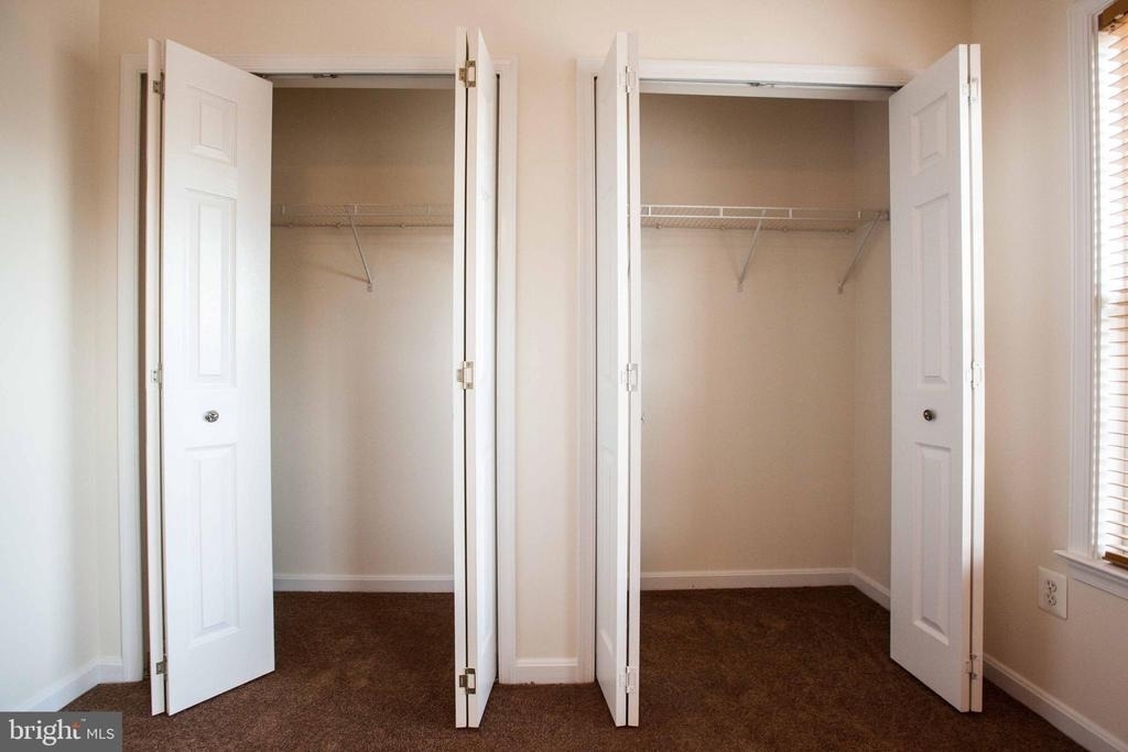 10502 Guilderland Court - Photo 7