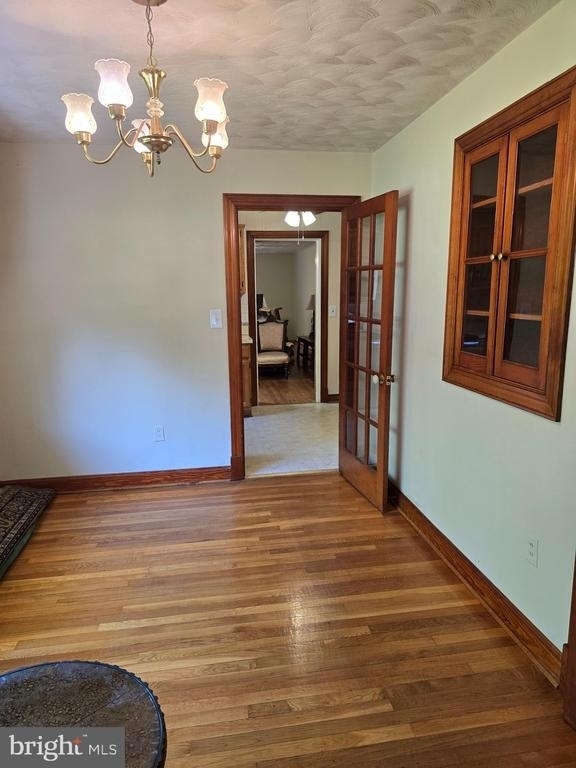 9517 Brock Road - Photo 18