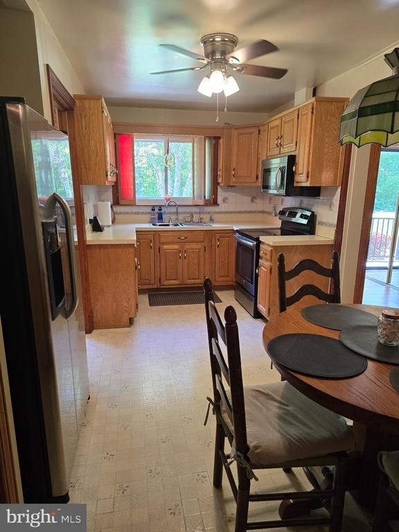 9517 Brock Road - Photo 19
