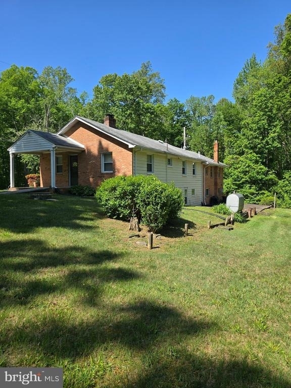 9517 Brock Road - Photo 21