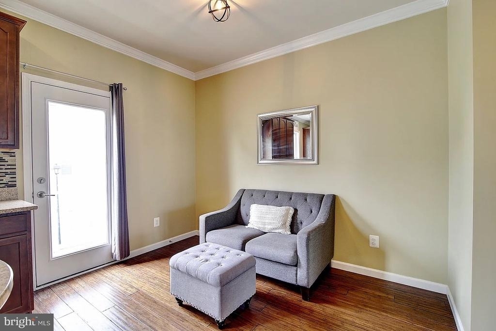 43893 Eastgate View Drive - Photo 11