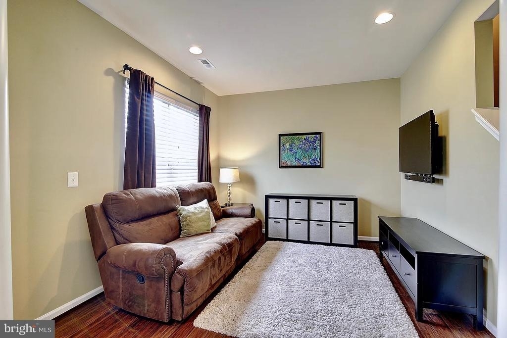 43893 Eastgate View Drive - Photo 18