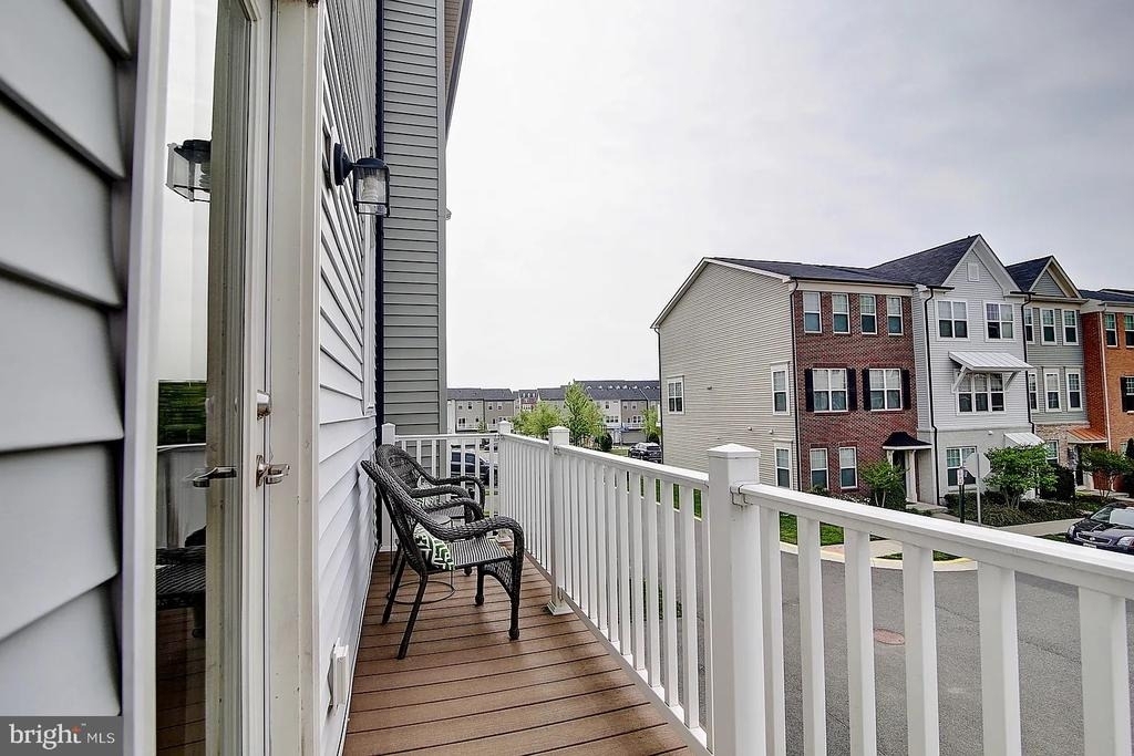 43893 Eastgate View Drive - Photo 10