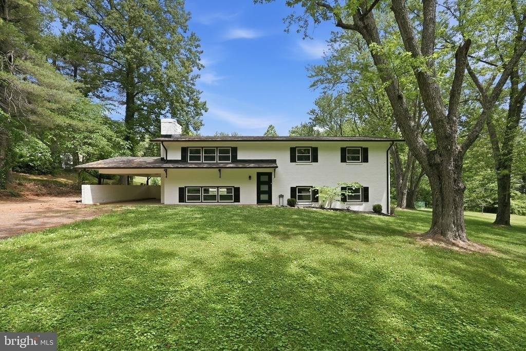 5388 Dumfries Road - Photo 0