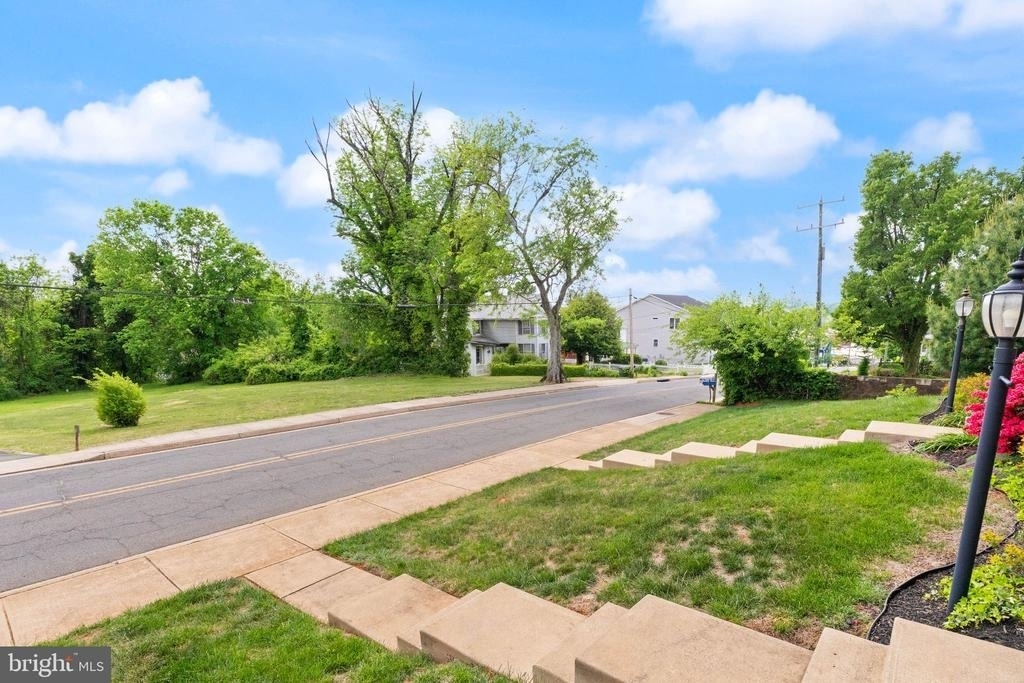 36 Madison Street - Photo 3
