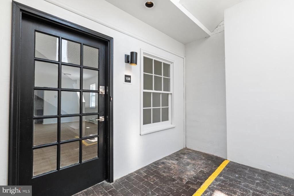 207 S Patrick Street - Photo 1