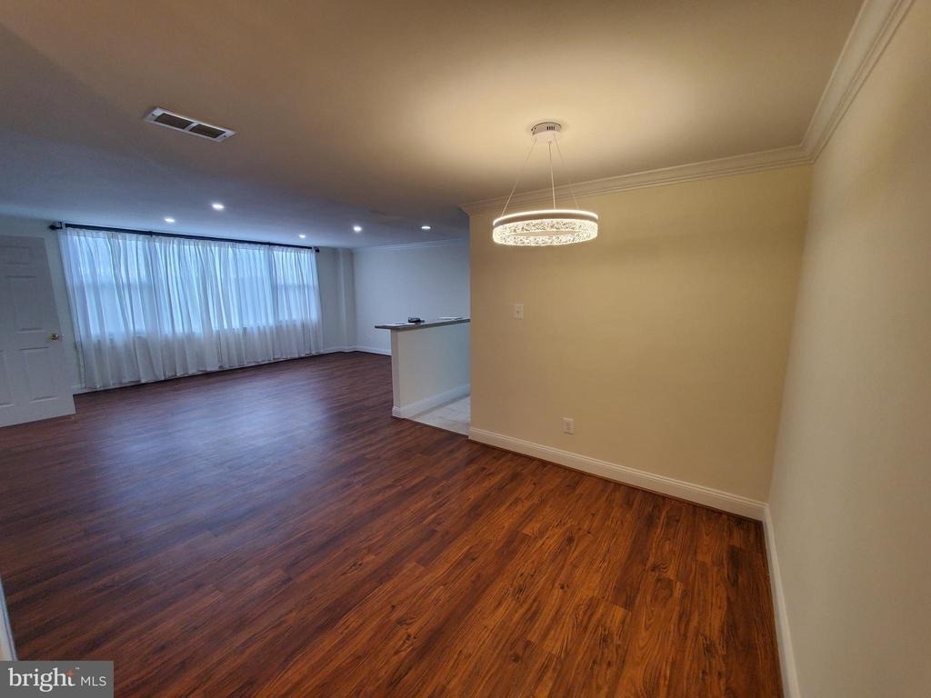 4600 Duke Street - Photo 1