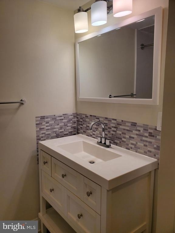 4600 Duke Street - Photo 9