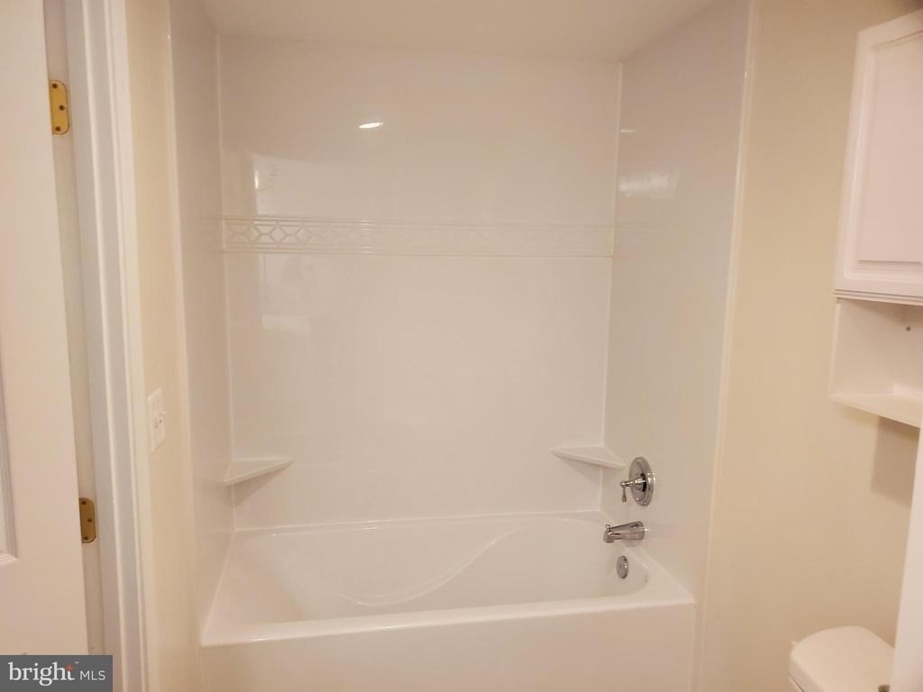4600 Duke Street - Photo 8