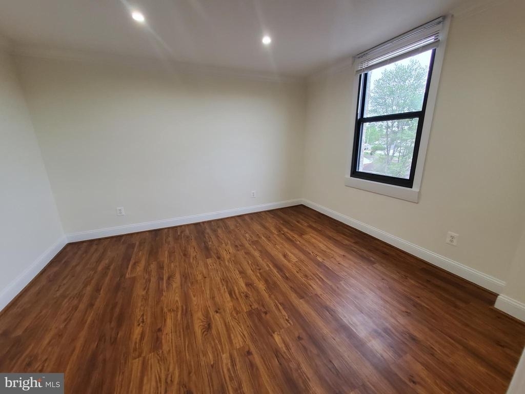 4600 Duke Street - Photo 6