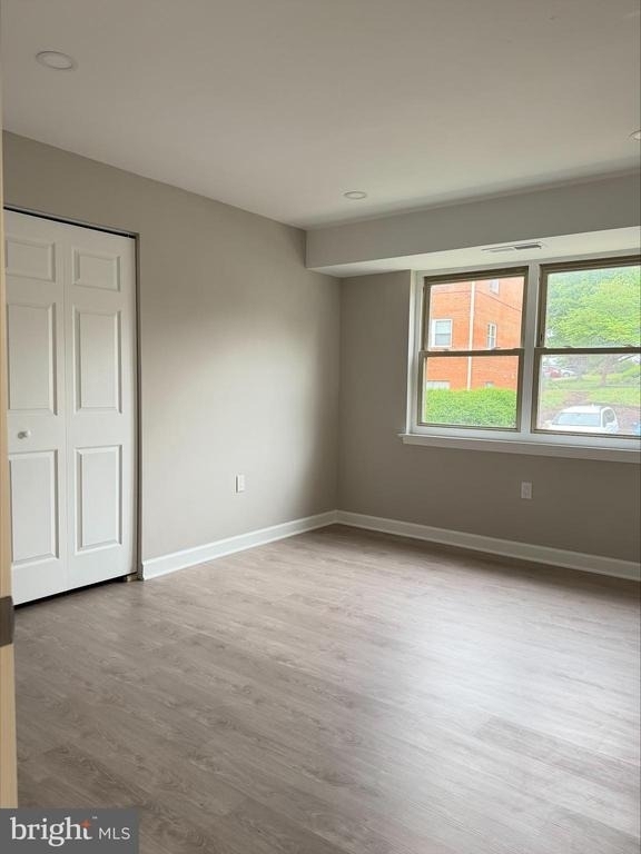 5931 Quantrell Avenue - Photo 9