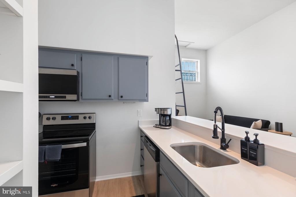 207 S Patrick Street - Photo 13