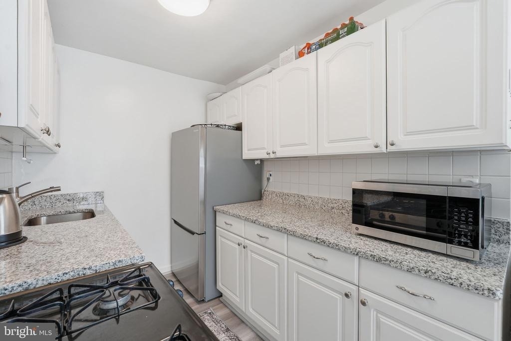 1200 S Arlington Ridge Road - Photo 12