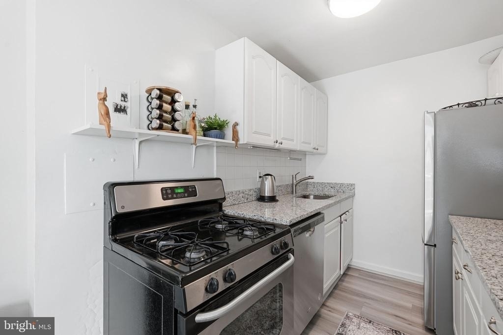 1200 S Arlington Ridge Road - Photo 9