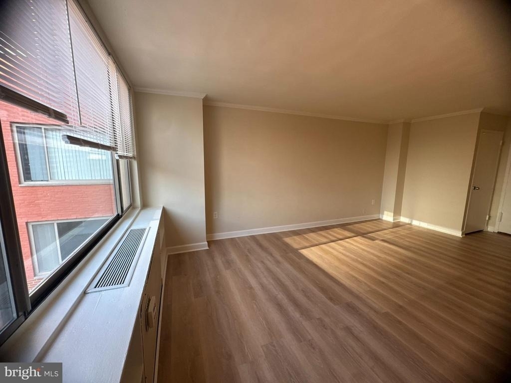 1111 Arlington Boulevard - Photo 18