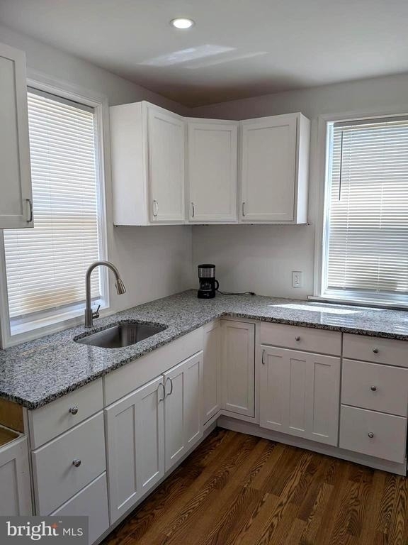 7524 Whitaker Avenue - Photo 8
