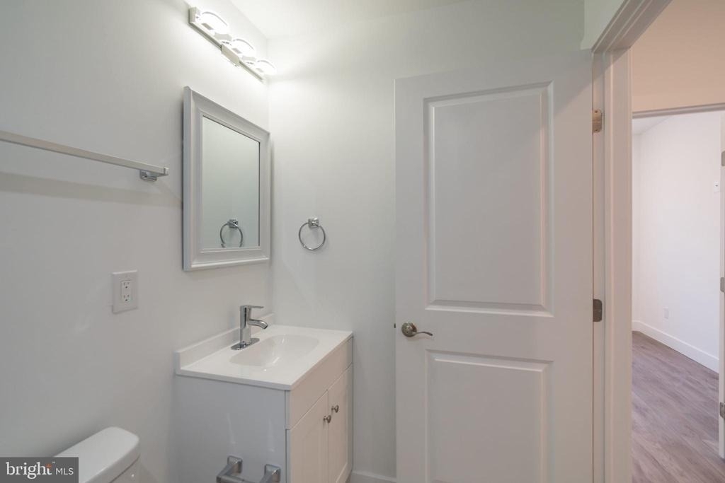 1709 Snyder Avenue - Photo 19