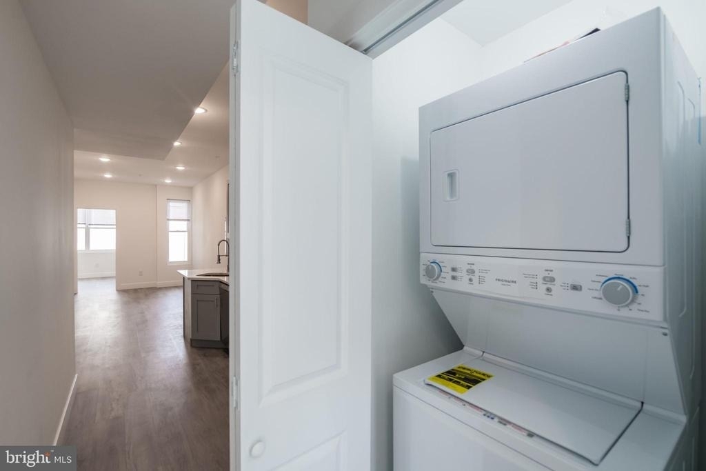 1709 Snyder Avenue - Photo 13