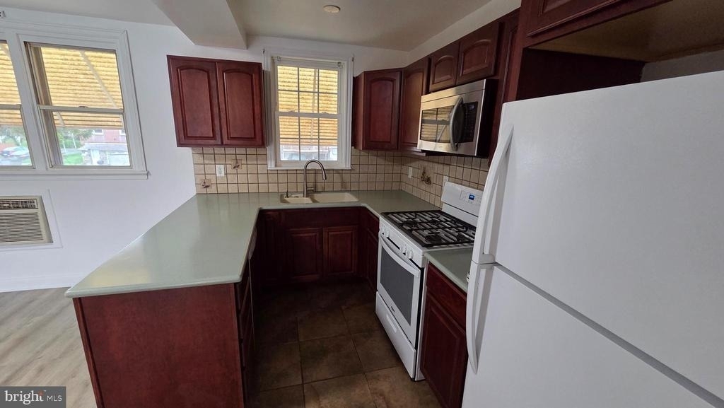 3342 Ashville Street - Photo 7