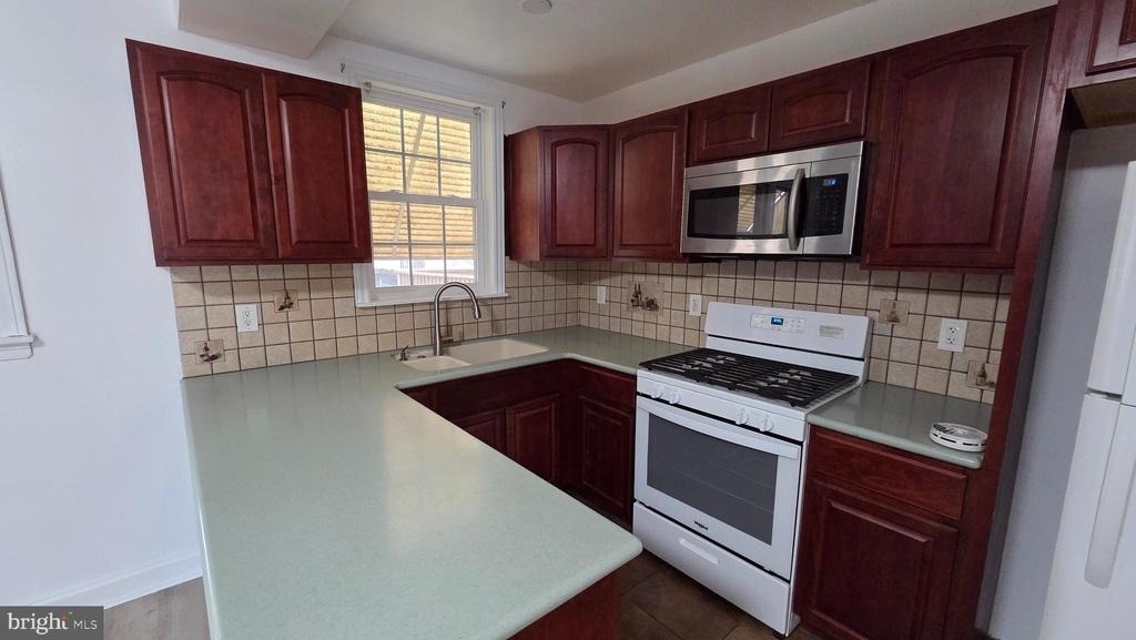 3342 Ashville Street - Photo 6