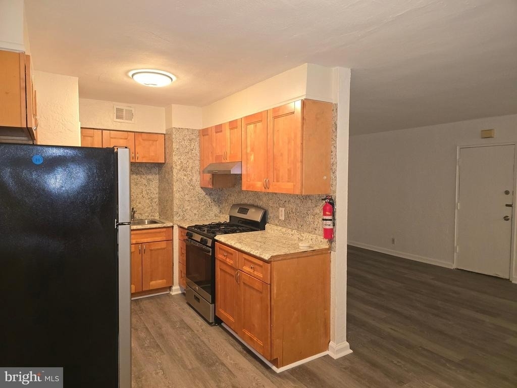 6135 Old York Road - Photo 32
