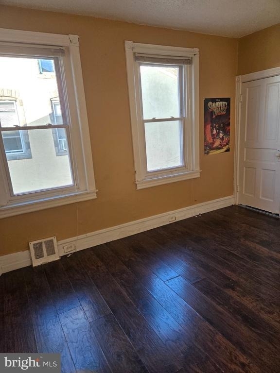 6706 Torresdale Avenue - Photo 5