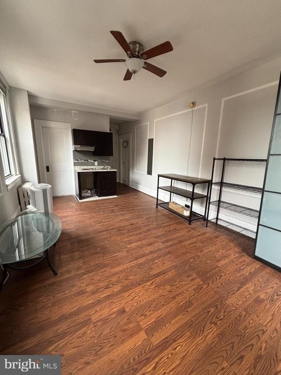 1324 Locust Street - Photo 1