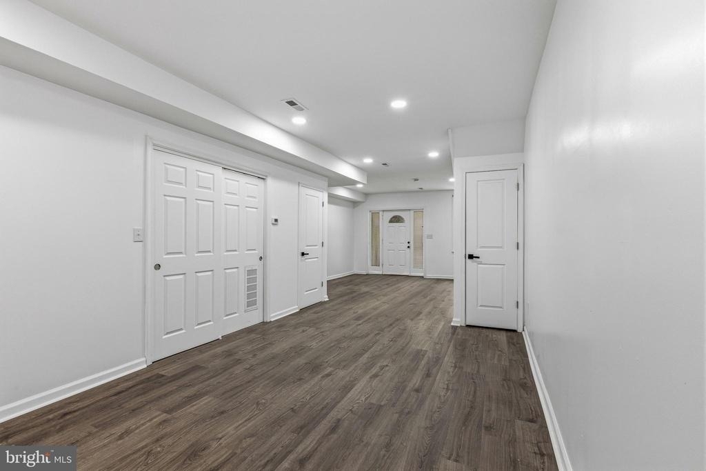 2719 N 47th Street - Photo 11