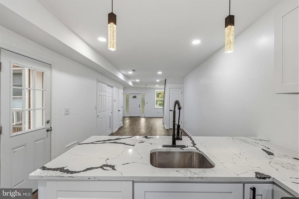 2719 N 47th Street - Photo 18