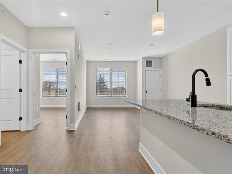 624 Main St - Photo 5