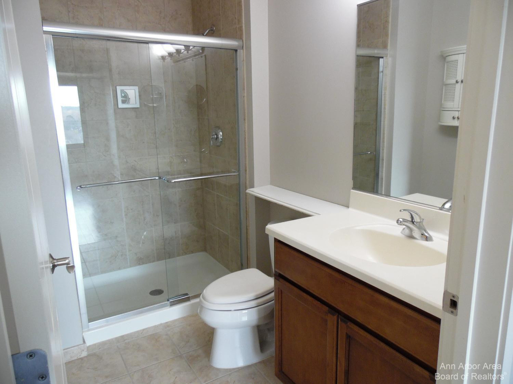 111 N Ashley Street - Photo 6
