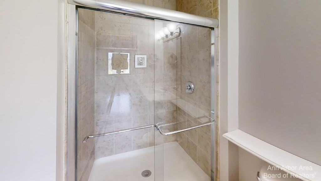 111 N Ashley Street - Photo 7