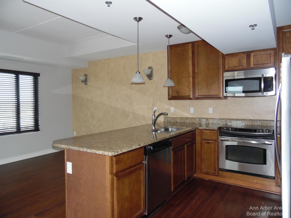 111 N Ashley Street - Photo 14